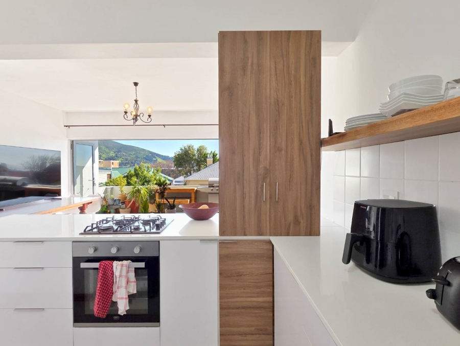2 Bedroom Property for Sale in Oranjezicht Western Cape